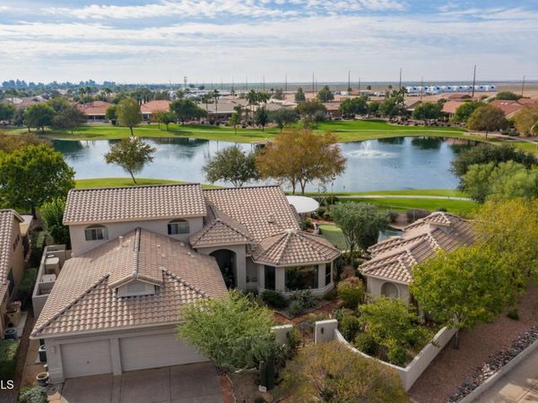 8905 E EMERALD Drive, Sun Lakes, AZ 85248