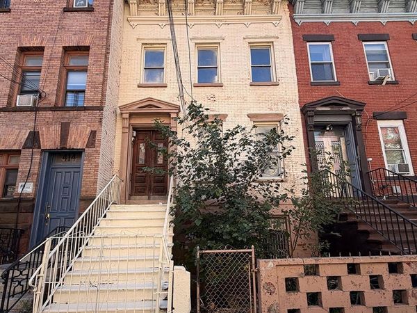 412 E 136 Street , Bronx, NY 10454
