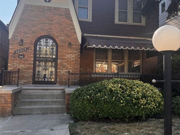 16517 Cherrylawn Street, Detroit, Mi 48221