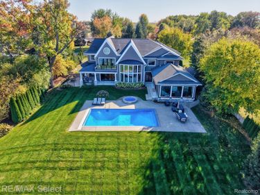 2368 Grove Park Road , Fenton Township, Mi 48430