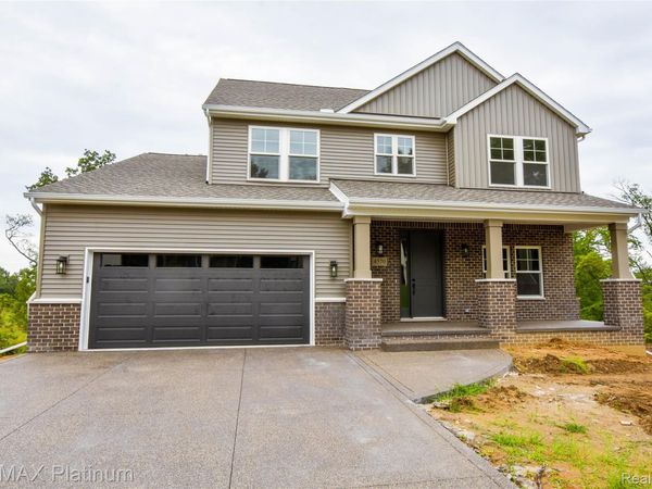 4570 Stillmeadow Drive , Genoa Township, Mi 48843
