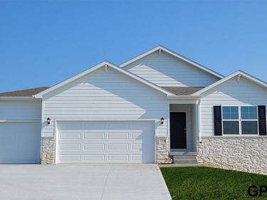 18506 Kansas Avenue, Elkhorn, NE 68022