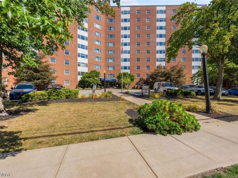 11850 Edgewater Drive, Unit 1012, Lakewood, OH 44107 Photo 33