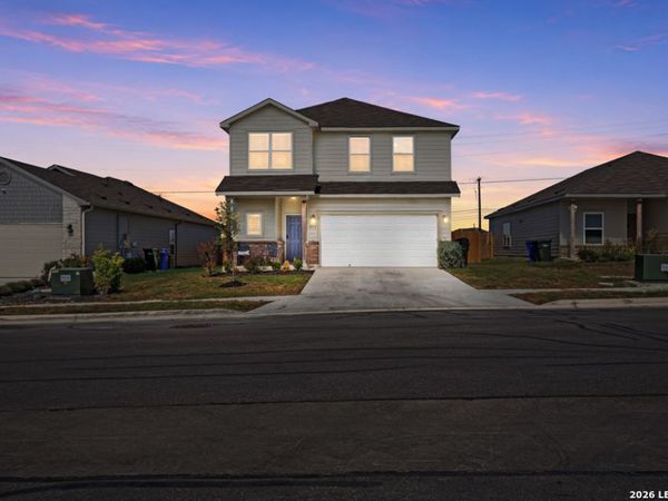 258 LANDING LN, New Braunfels, TX 78130