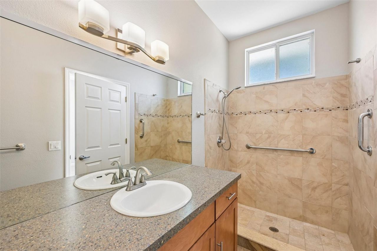 817 Tallgrass Lane , Bradenton, FL 34212 Photo