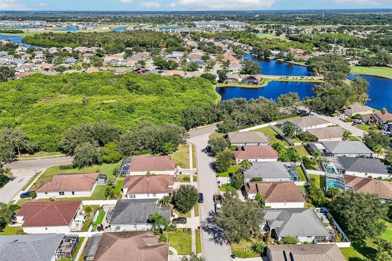 817 Tallgrass Lane , Bradenton, FL 34212 Photo