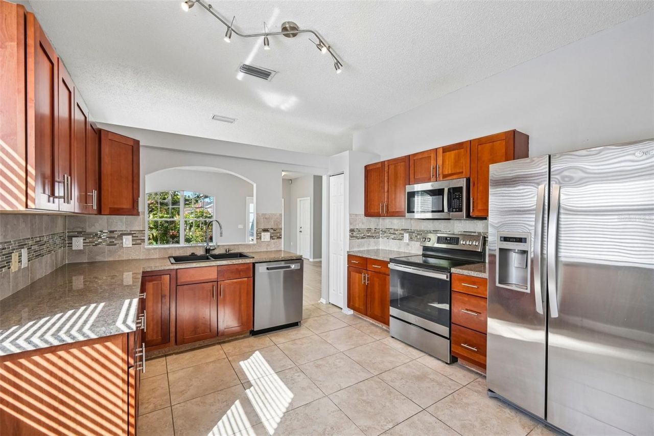 817 Tallgrass Lane , Bradenton, FL 34212 Photo