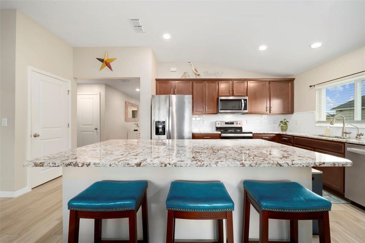 3491 74th Avenue Circle East, Sarasota, FL 34243 Photo