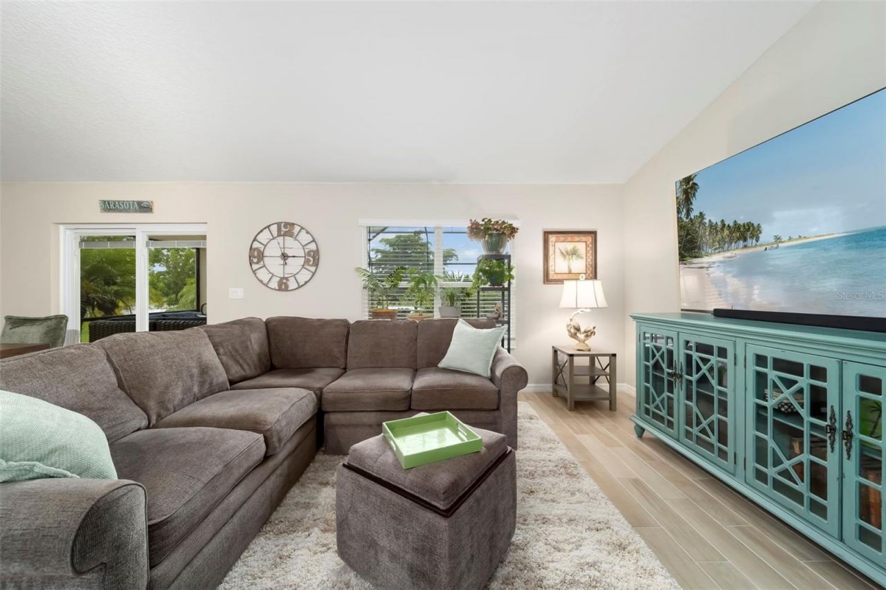 3491 74th Avenue Circle East, Sarasota, FL 34243 Photo