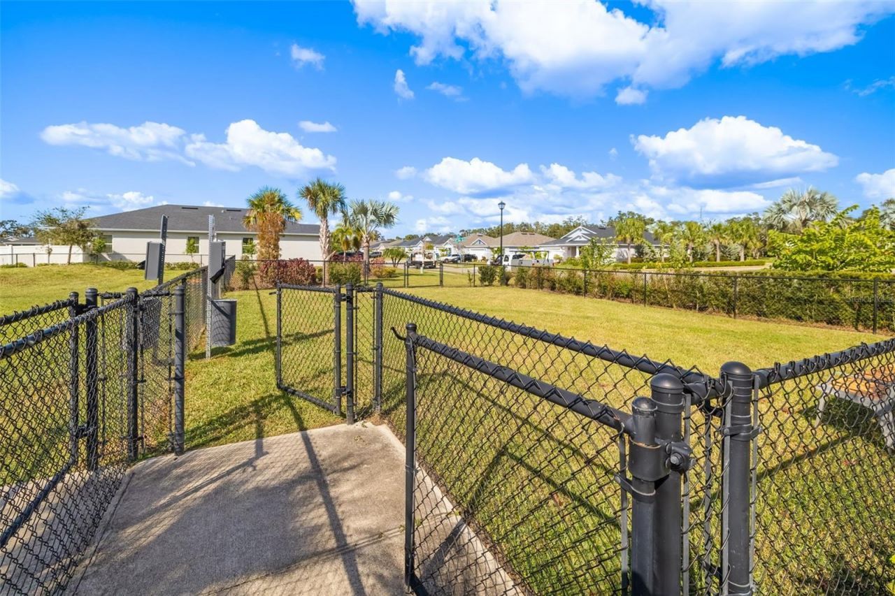 3491 74th Avenue Circle East, Sarasota, FL 34243 Photo