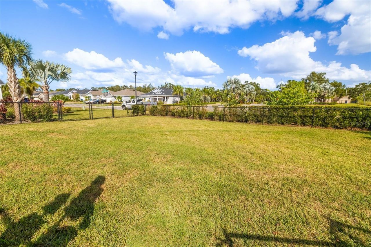 3491 74th Avenue Circle East, Sarasota, FL 34243 Photo