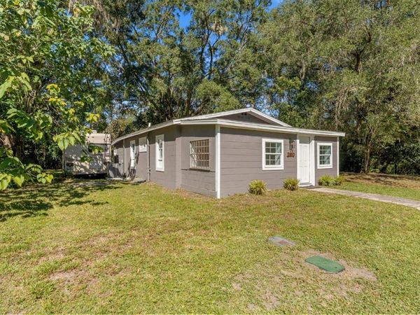 2410 NE 3RD PLACE , GAINESVILLE, FL 32641