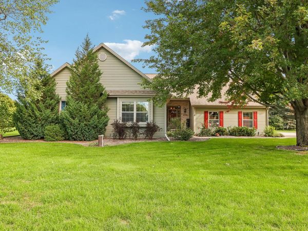 W309N7418 Northern Dancer Run, Merton, WI 53029