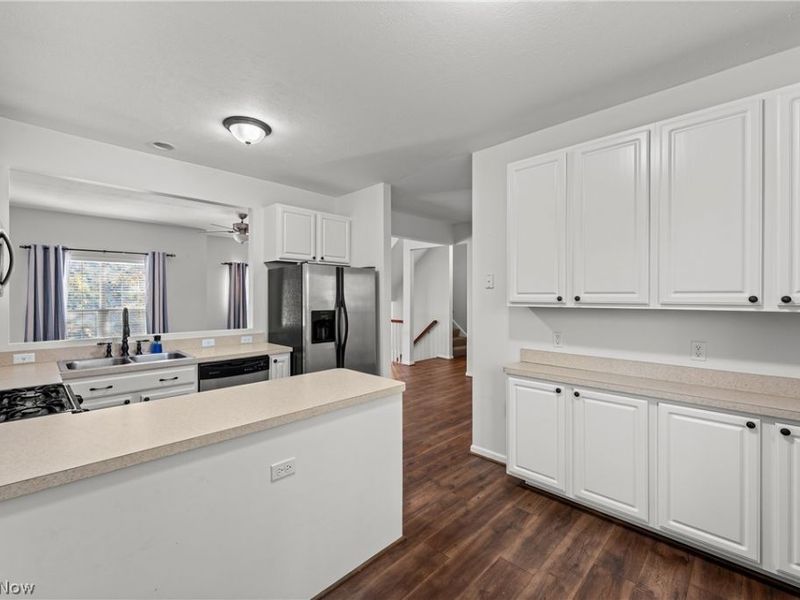 6626 Fox Hollow Court, Middleburg Heights, OH 44130 Photo 8
