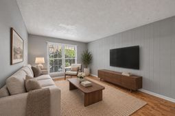 867 Colony Drive photo 4