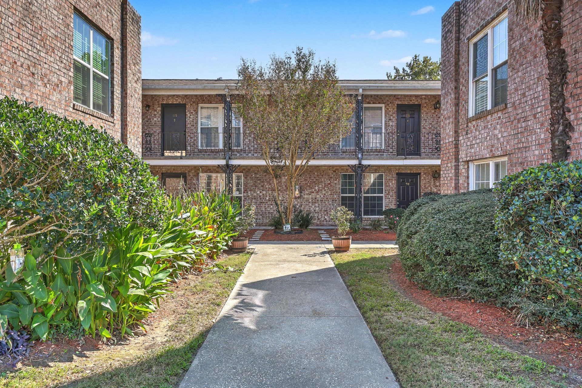 867 Colony Drive Photo 4