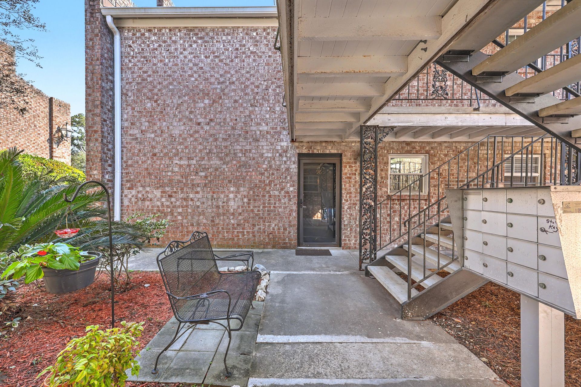 867 Colony Drive Photo 5