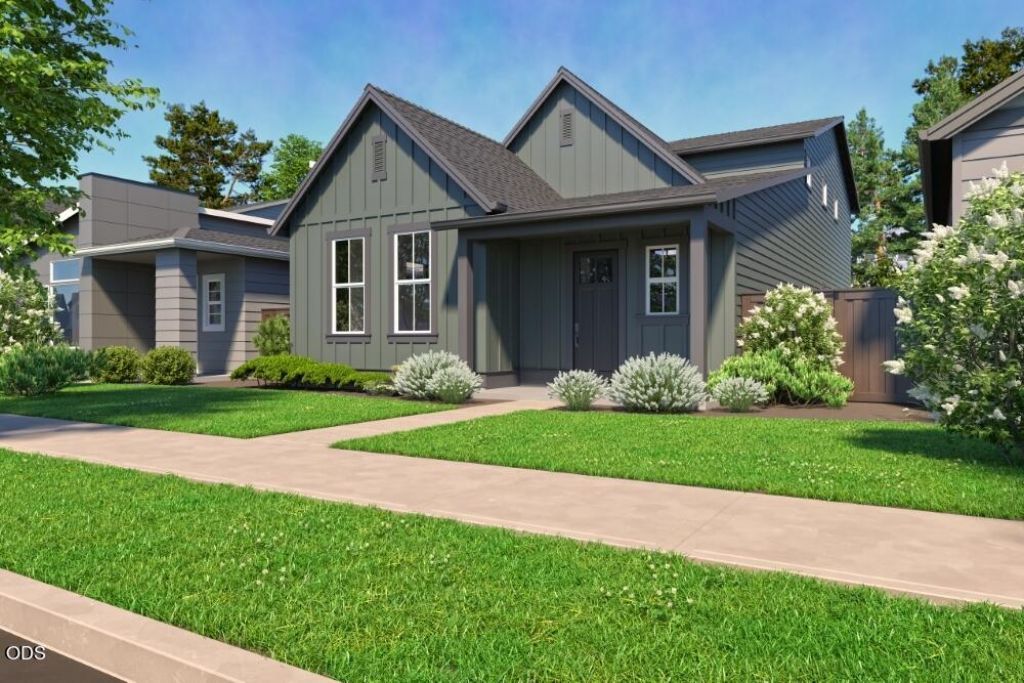20913 SE Denver Drive, Bend, OR 97702 Main Photo