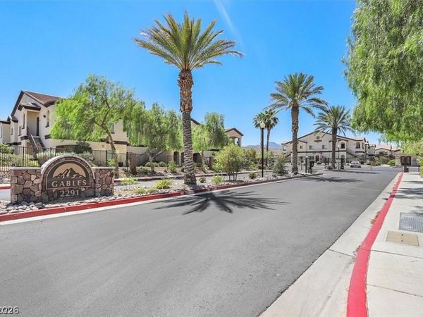 2291 W Horizon Ridge Parkway, Unit 2108, Henderson, NV 89052