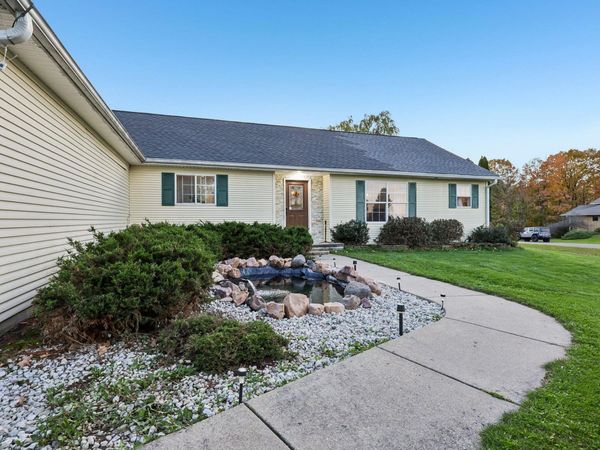 S5631 Glacier Drive, Baraboo, WI 53913