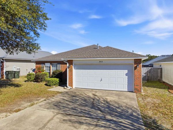 342 Mizzen Ln, Pensacola, FL 32507