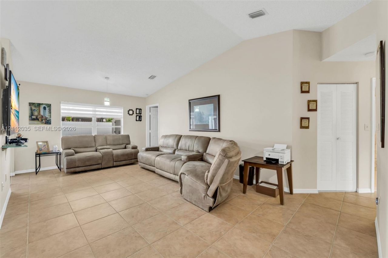 12155 SW 251st St , Homestead, FL 33032 Photo