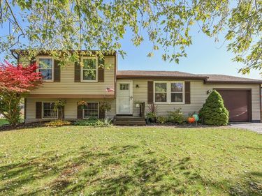 4104 Wafer Ash Way , Liverpool, NY 13090