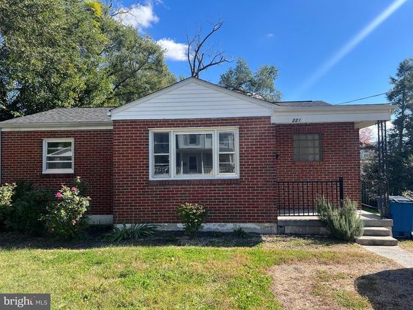 221 S COMMERCE STREET , WOODSTOCK, VA 22664