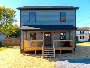 134 N HAWKSBILL STREET , LURAY, VA 22835