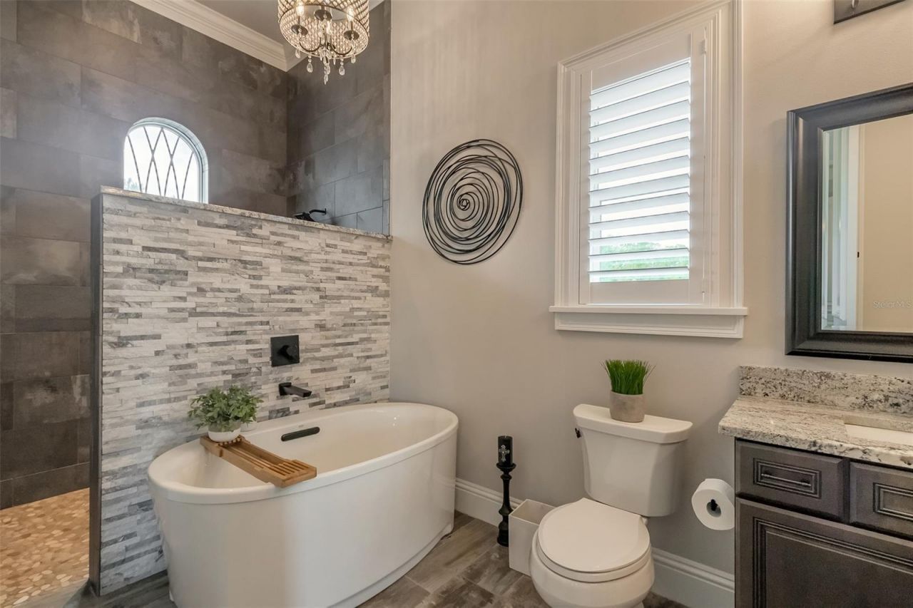 2817 Paradiso Court, New Smyrna Beach, FL 32168 Photo