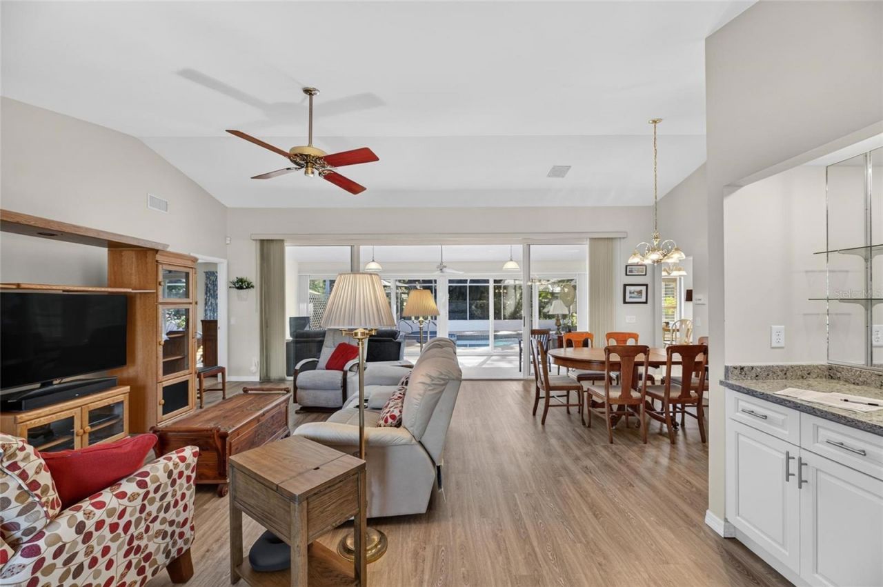 5713 Garden Lakes Majestic , Bradenton, FL 34203 Photo