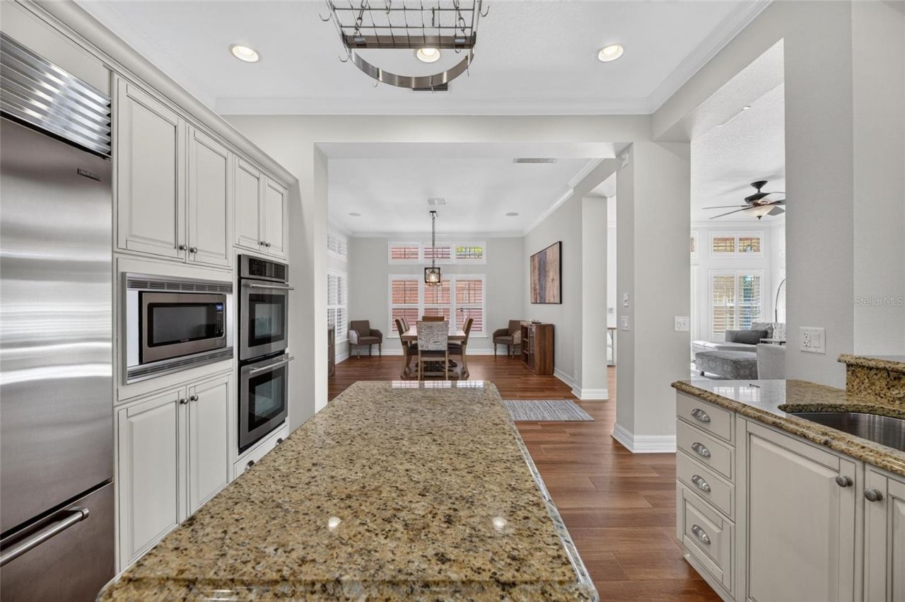 825 Islebay Drive, Apollo Beach, FL 33572 Photo