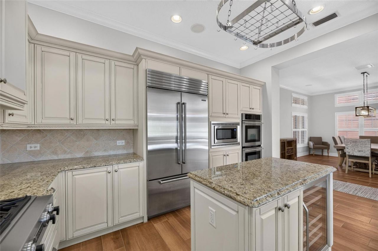 825 Islebay Drive, Apollo Beach, FL 33572 Photo