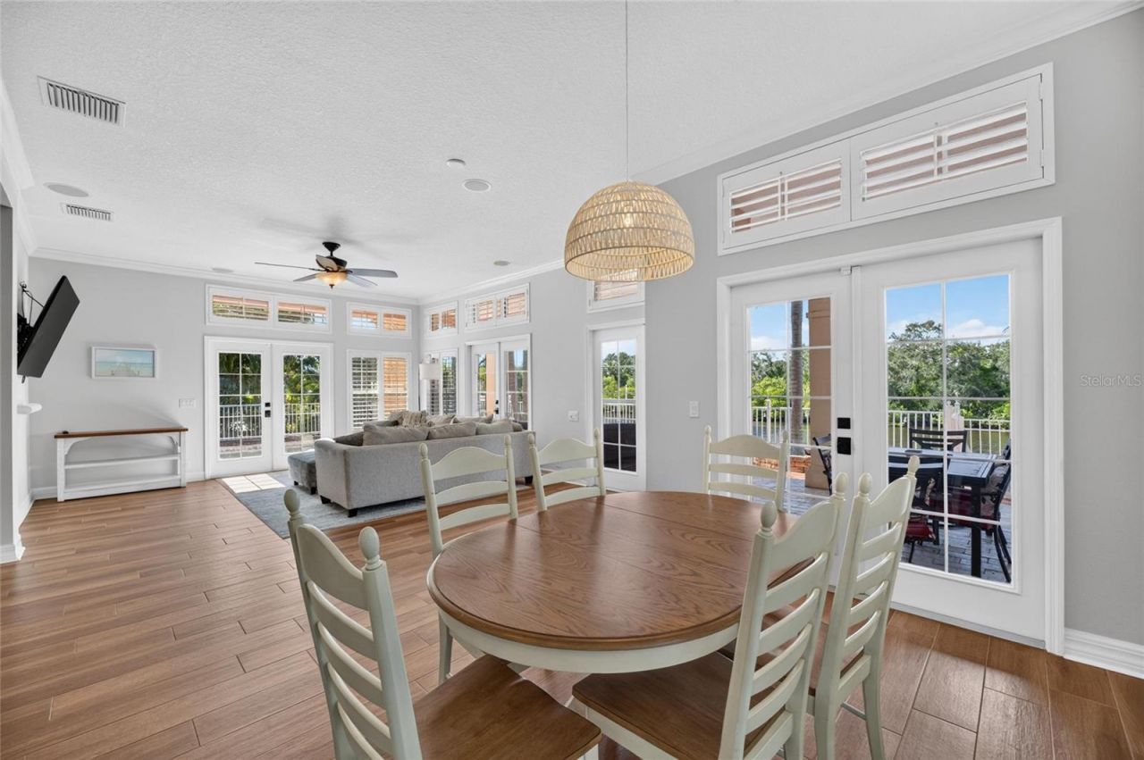 825 Islebay Drive, Apollo Beach, FL 33572 Photo