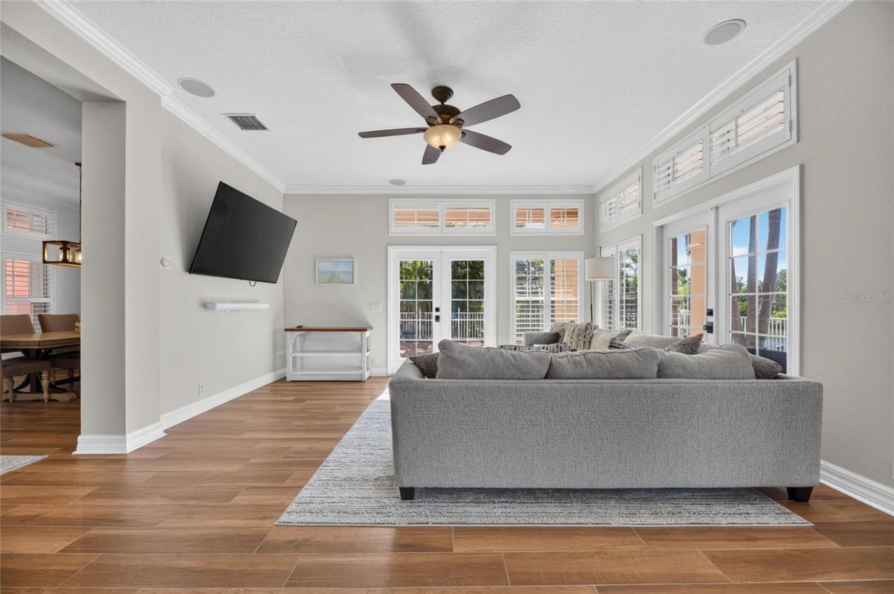 825 Islebay Drive, Apollo Beach, FL 33572 Photo
