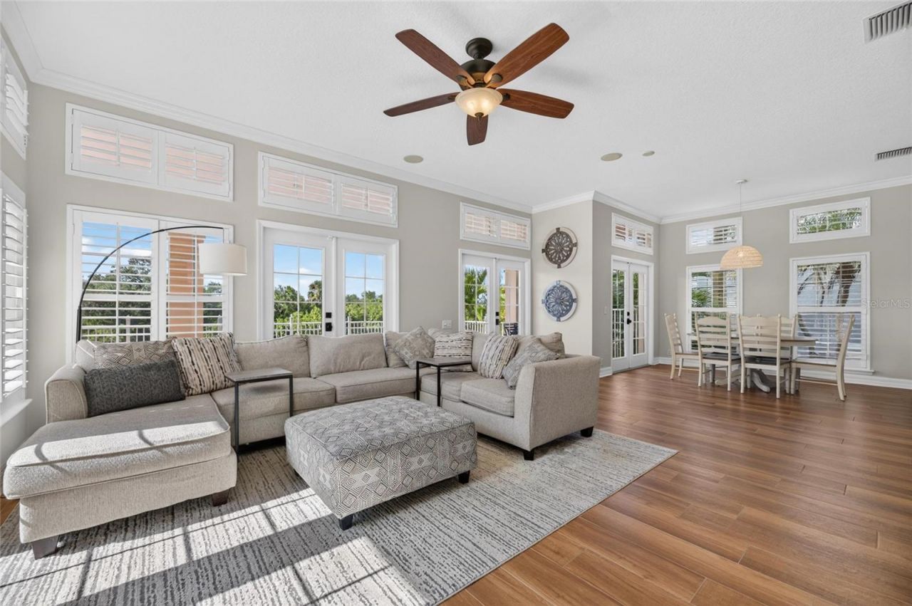 825 Islebay Drive, Apollo Beach, FL 33572 Photo
