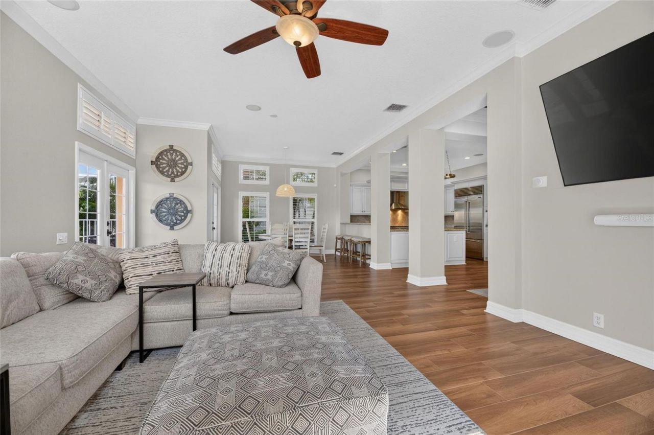 825 Islebay Drive, Apollo Beach, FL 33572 Photo