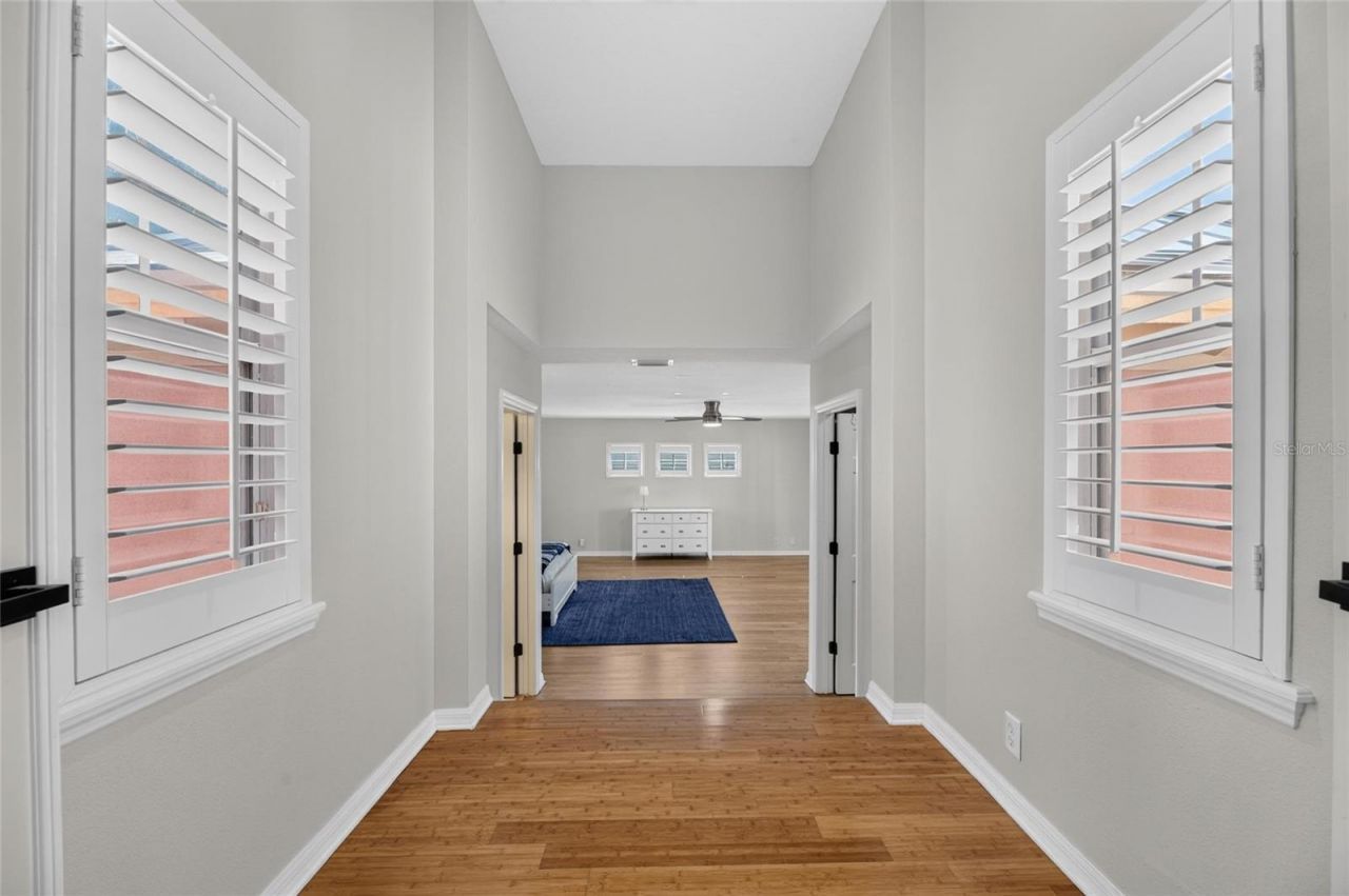 825 Islebay Drive, Apollo Beach, FL 33572 Photo