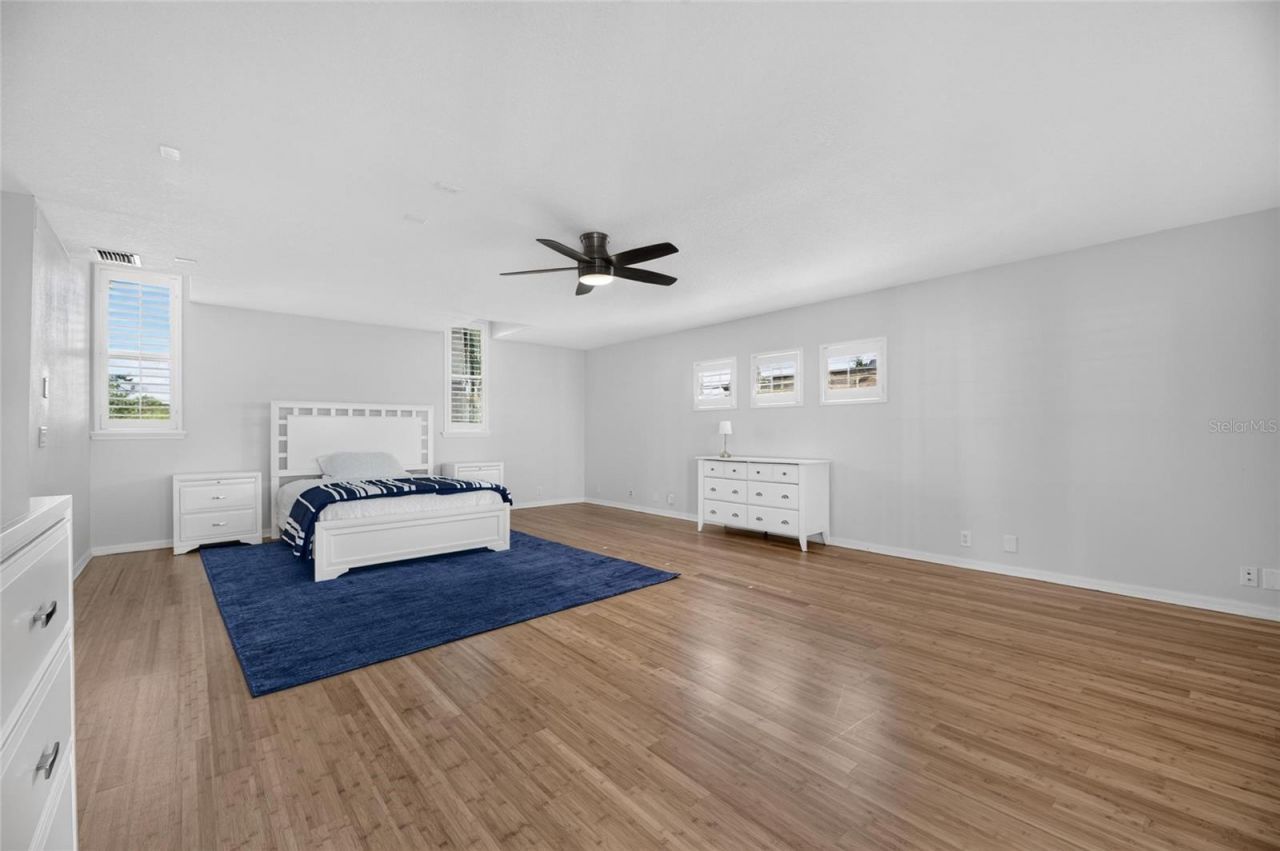 825 Islebay Drive, Apollo Beach, FL 33572 Photo