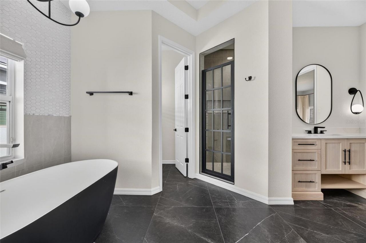 825 Islebay Drive, Apollo Beach, FL 33572 Photo