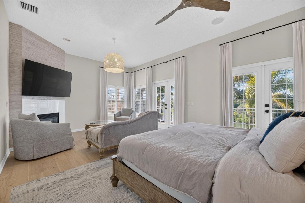 825 Islebay Drive, Apollo Beach, FL 33572 Photo