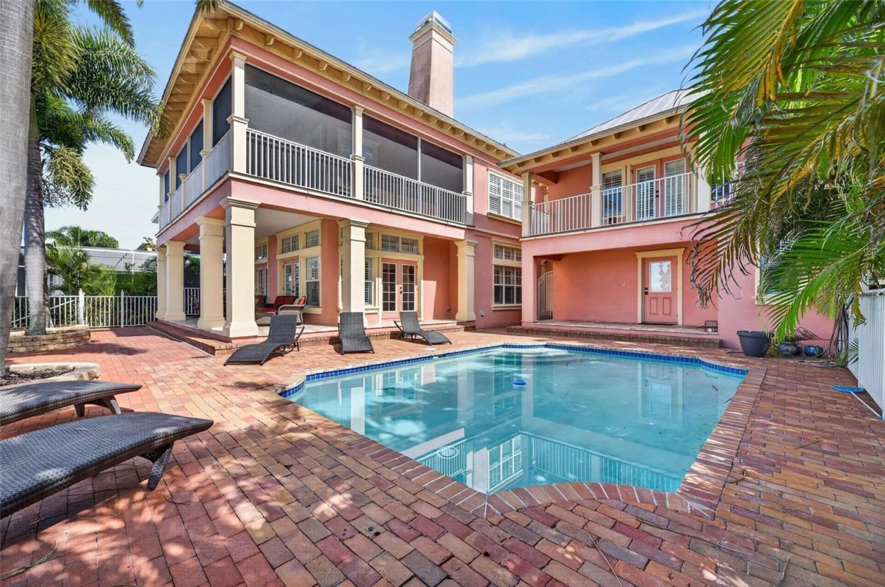 825 Islebay Drive, Apollo Beach, FL 33572 Photo