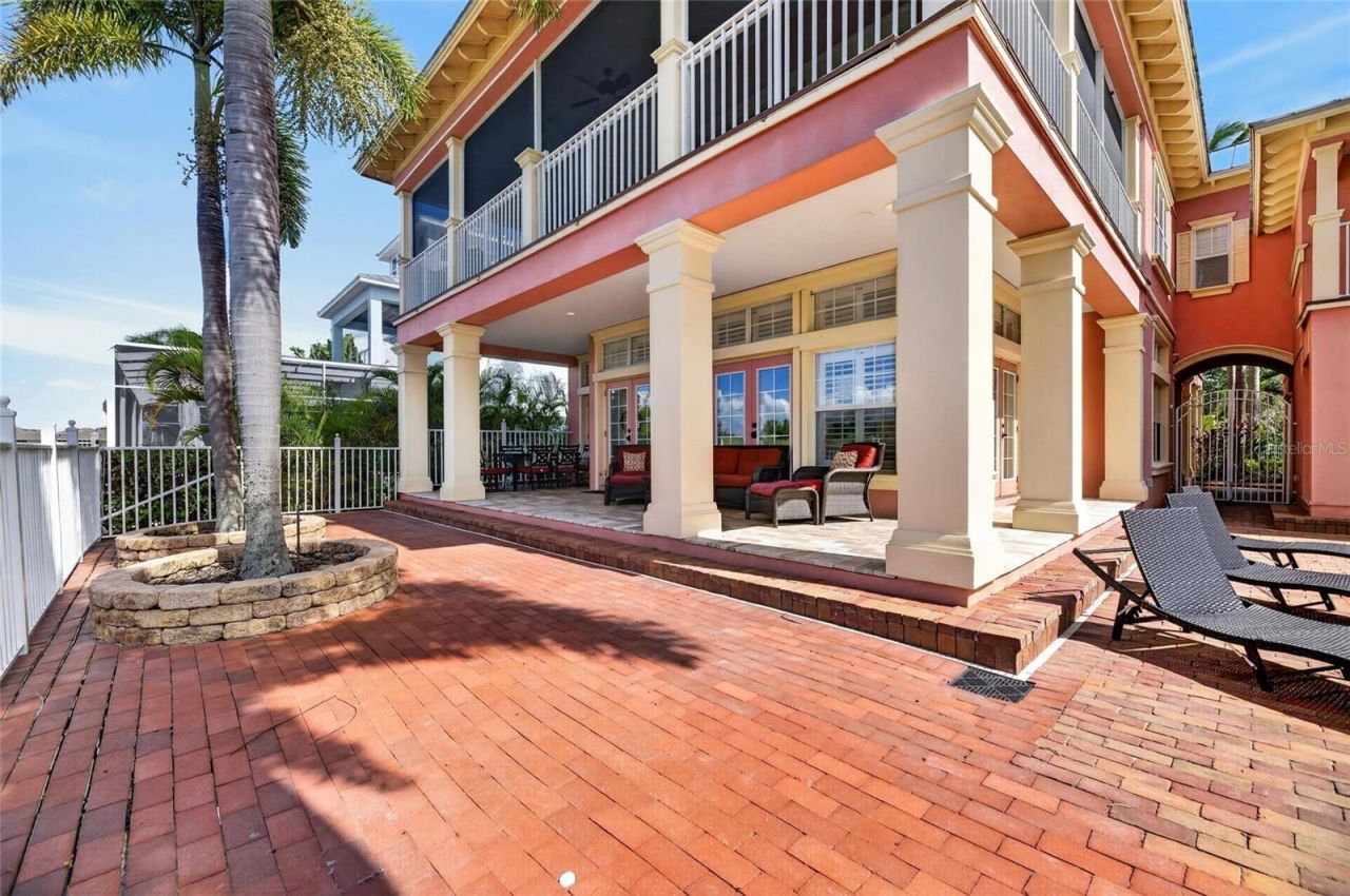 825 Islebay Drive, Apollo Beach, FL 33572 Photo