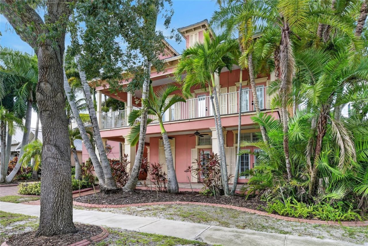 825 Islebay Drive, Apollo Beach, FL 33572 Photo