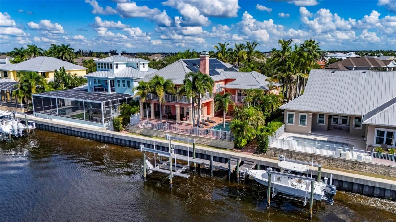 825 Islebay Drive, Apollo Beach, FL 33572 Photo