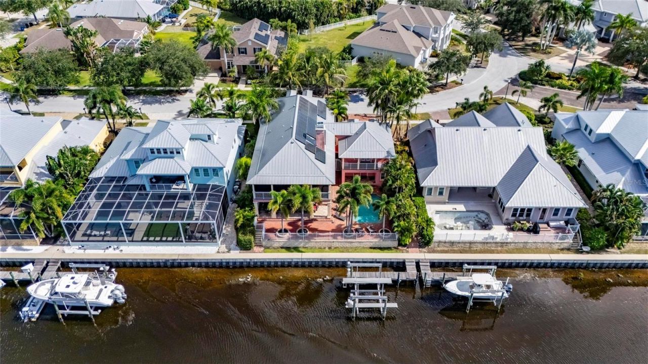 825 Islebay Drive, Apollo Beach, FL 33572 Photo