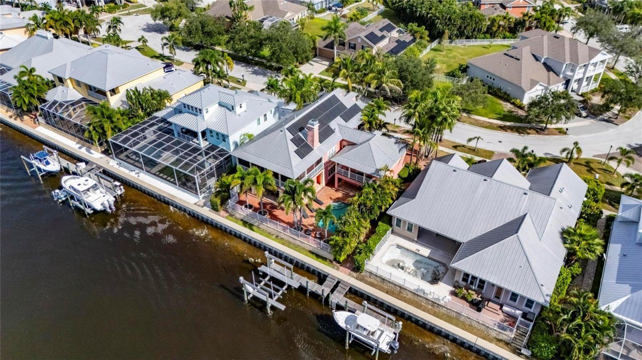 825 Islebay Drive, Apollo Beach, FL 33572 Photo