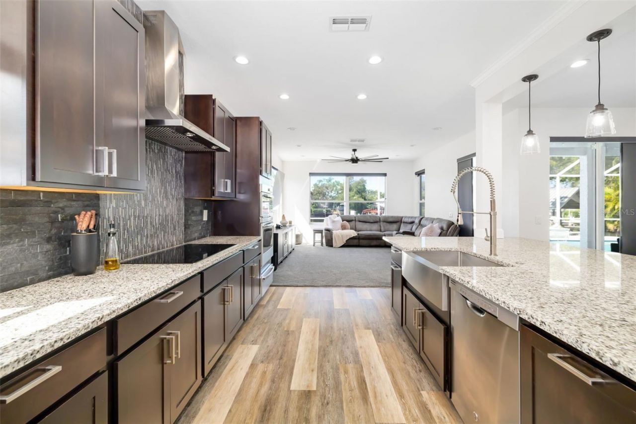 124 41st Circle E, Bradenton, FL 34208 Photo