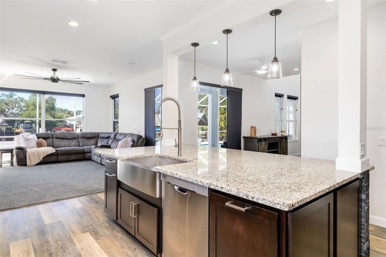 124 41st Circle E, Bradenton, FL 34208 Photo