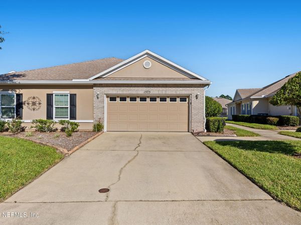 1575 CALMING WATER Drive, Fleming Island, FL 32003